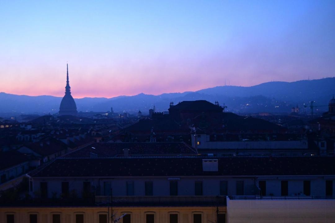 Domus Nova - Una Finestra Sui Tetti Turin Exterior foto