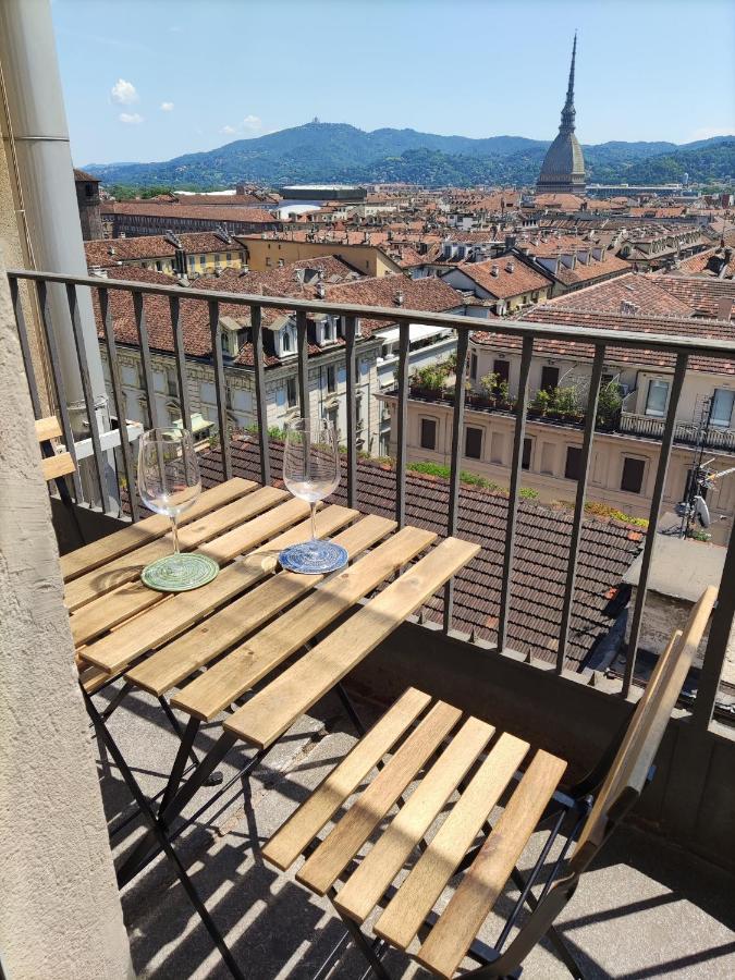 Domus Nova - Una Finestra Sui Tetti Turin Exterior foto
